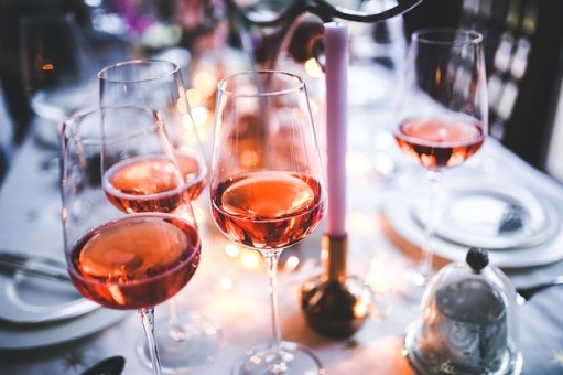  » Dix millions de bouteilles de vin rosé espagnol déguisées en vin français