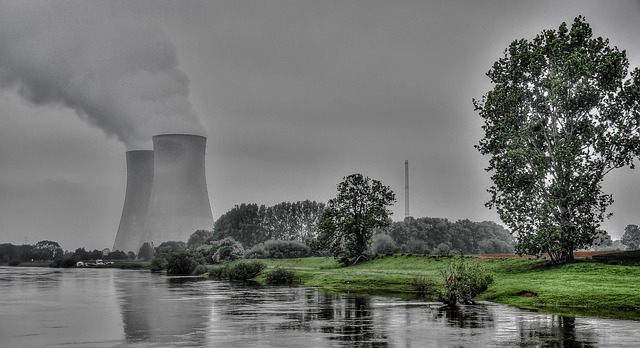  » Après le séisme en Ardèche, EDF arrête trois réacteurs de la centrale de Cruas